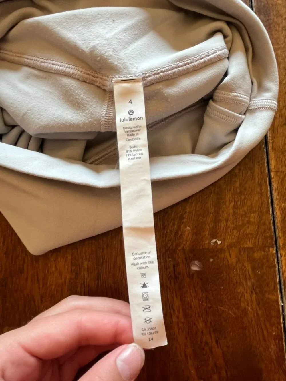 Lululemon Align Pant Cream Leggings Sz 4 High Rise